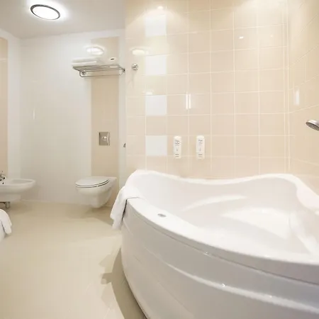 Nadmorski Hotel 4*