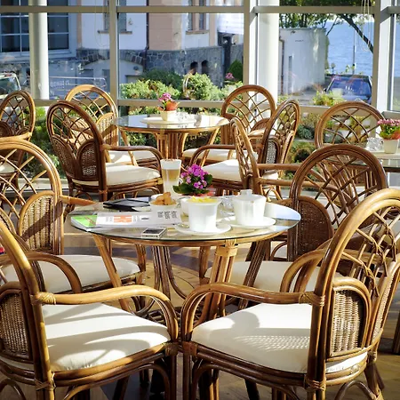 ナドモルスキ ホテル