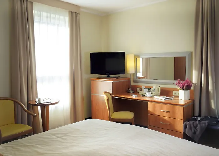 ナドモルスキ 4*