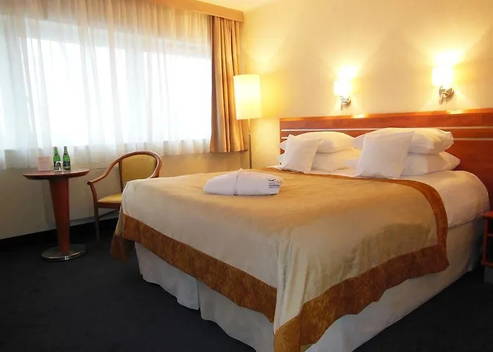 ナドモルスキ 4*