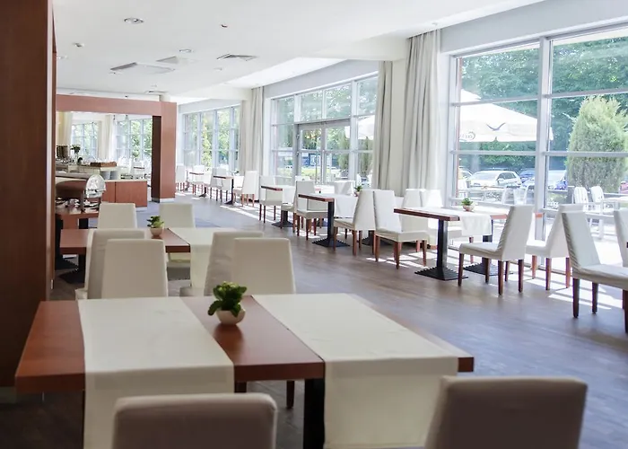 ナドモルスキ 4*